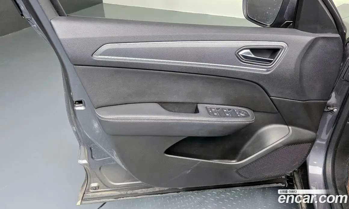 Renault (Samsung) XM3 2022 1.6 автомат (гидро), фото 14 Renault (Samsung) XM3 2022 1.6 автомат (гидро), фото 14