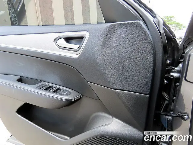 Renault (Samsung) XM3 2023 1.6 автомат (гидро), миниатюра 11 Renault (Samsung) XM3 2023 1.6 автомат (гидро), миниатюра 11