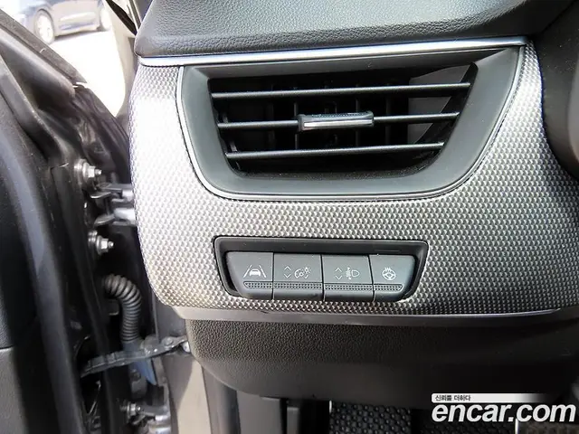 Renault (Samsung) XM3 2023 1.6 автомат (гидро), миниатюра 12
