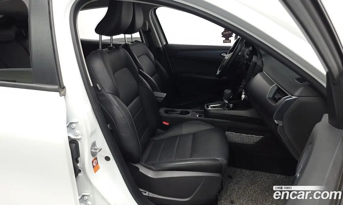 Renault (Samsung) XM3 2023 1.6 автомат (гидро), фото 15 Renault (Samsung) XM3 2023 1.6 автомат (гидро), фото 15