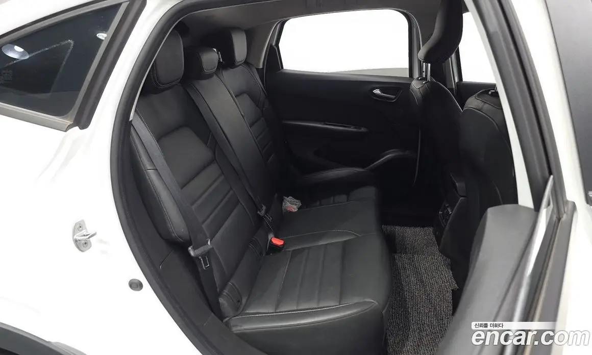 Renault (Samsung) XM3 2023 1.6 автомат (гидро), фото 16 Renault (Samsung) XM3 2023 1.6 автомат (гидро), фото 16