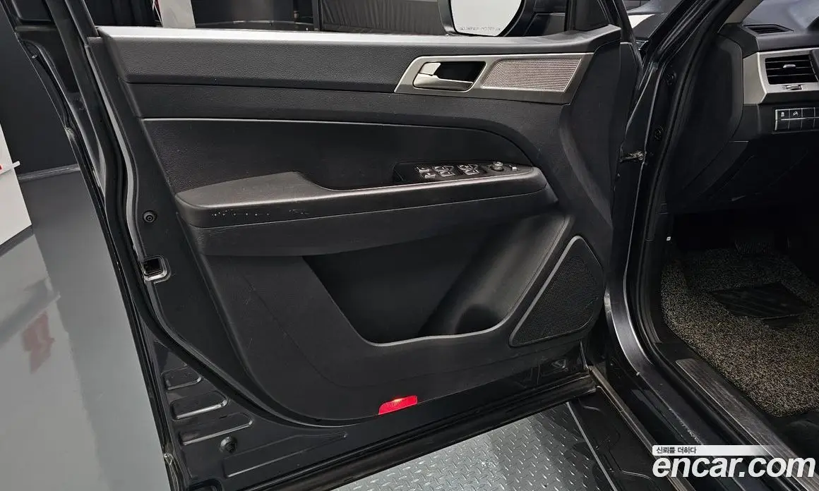 SsangYong Rexton 2019 2.2 автомат (гидро), фото 13 SsangYong Rexton 2019 2.2 автомат (гидро), фото 13