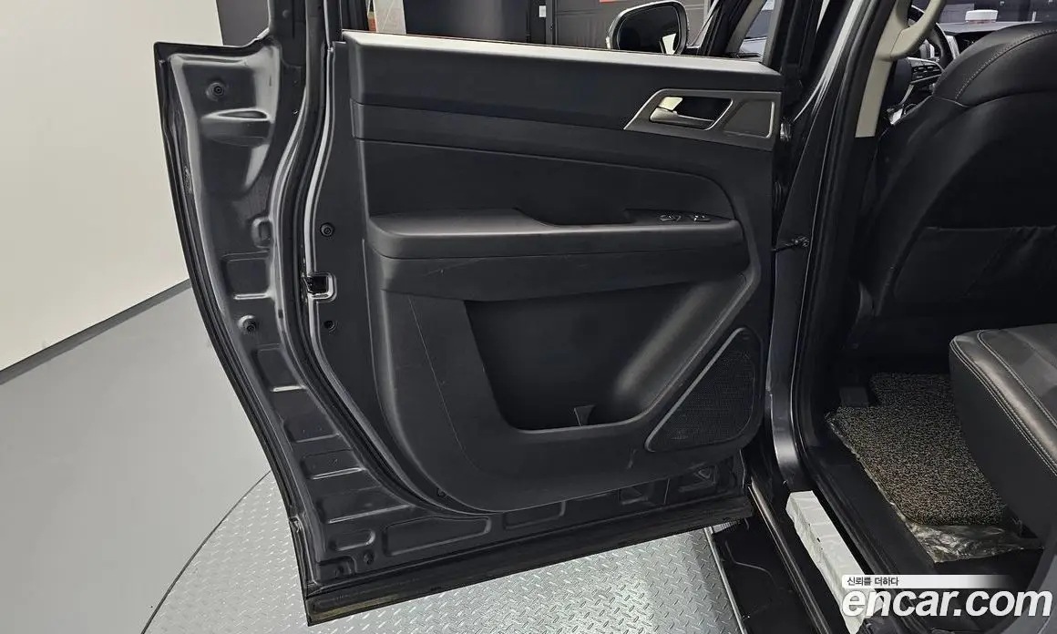 SsangYong Rexton 2019 2.2 автомат (гидро), фото 14 SsangYong Rexton 2019 2.2 автомат (гидро), фото 14