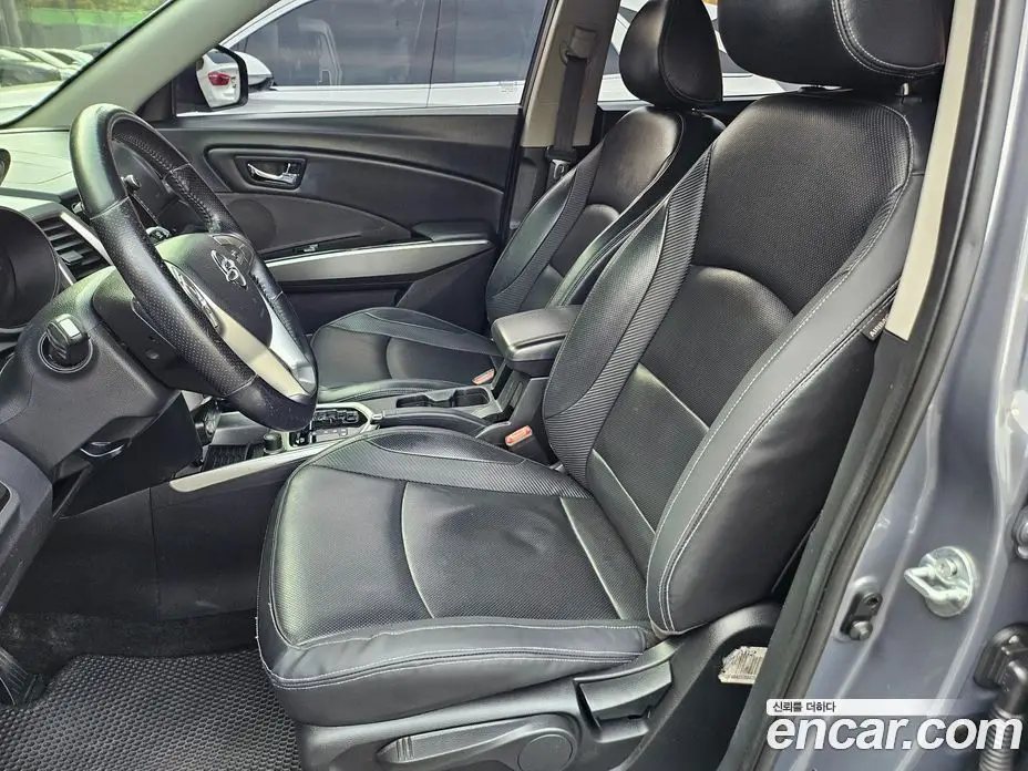 SsangYong TIBOLI 2015 1.6 автомат (гидро), фото 8 SsangYong TIBOLI 2015 1.6 автомат (гидро), фото 8
