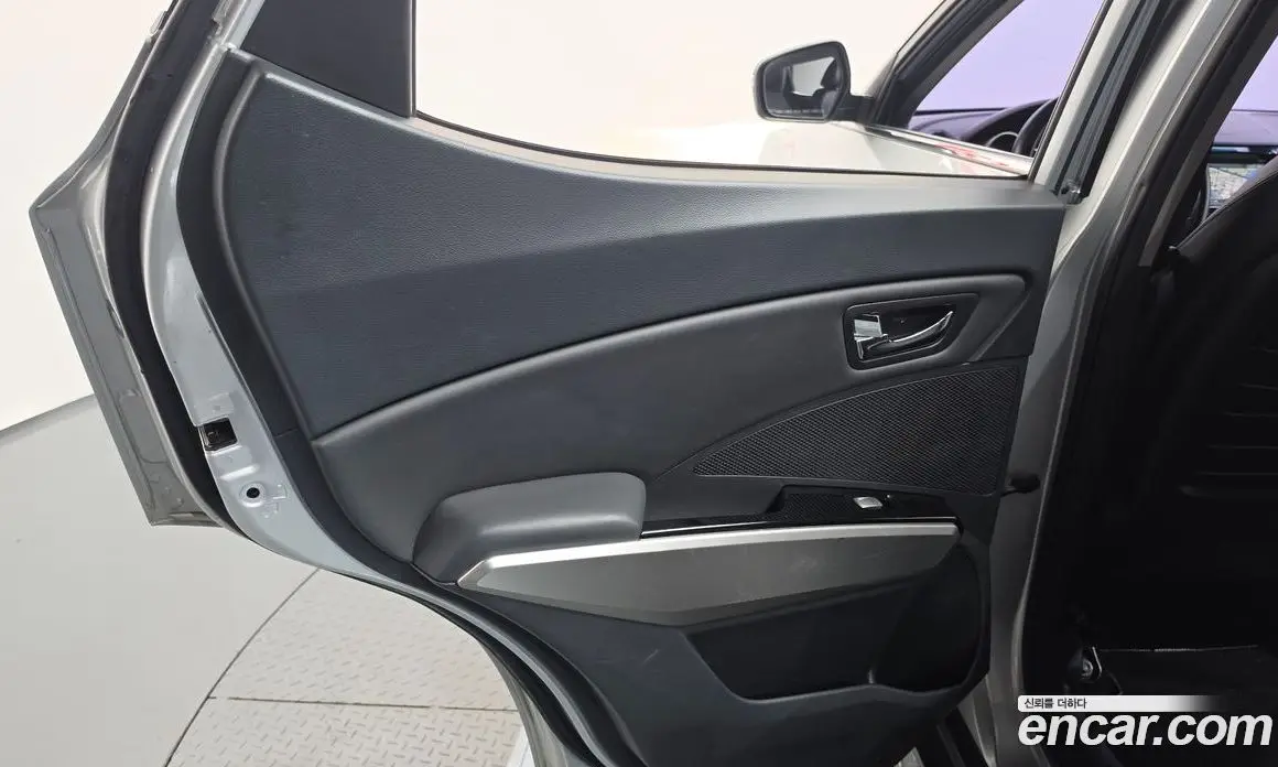 SsangYong TIBOLI 2015 1.6 автомат (гидро), фото 15