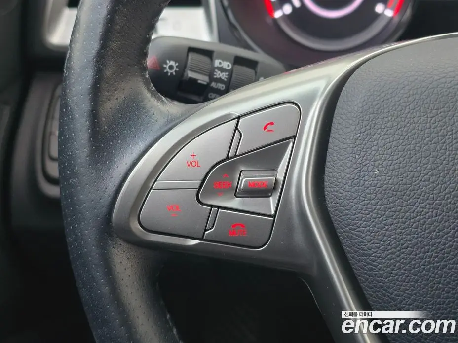 SsangYong TIBOLI 2016 1.6 автомат (гидро), фото 20 SsangYong TIBOLI 2016 1.6 автомат (гидро), фото 20