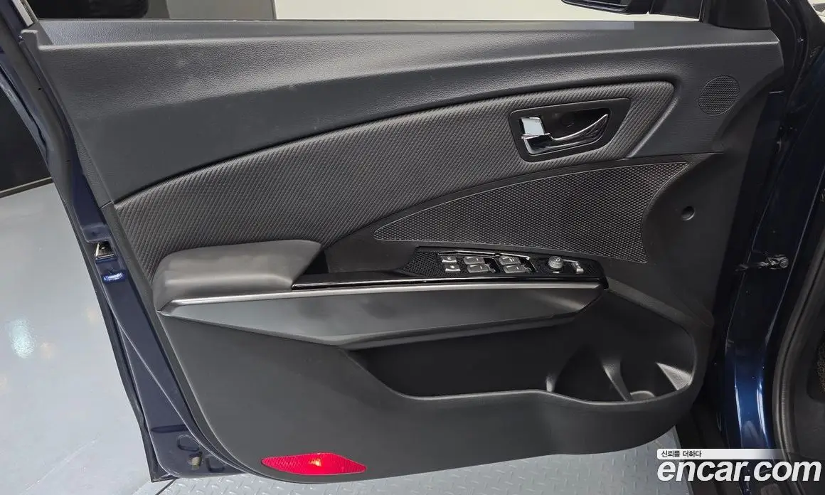 SsangYong TIBOLI 2019 1.5 автомат (гидро), фото 14 SsangYong TIBOLI 2019 1.5 автомат (гидро), фото 14
