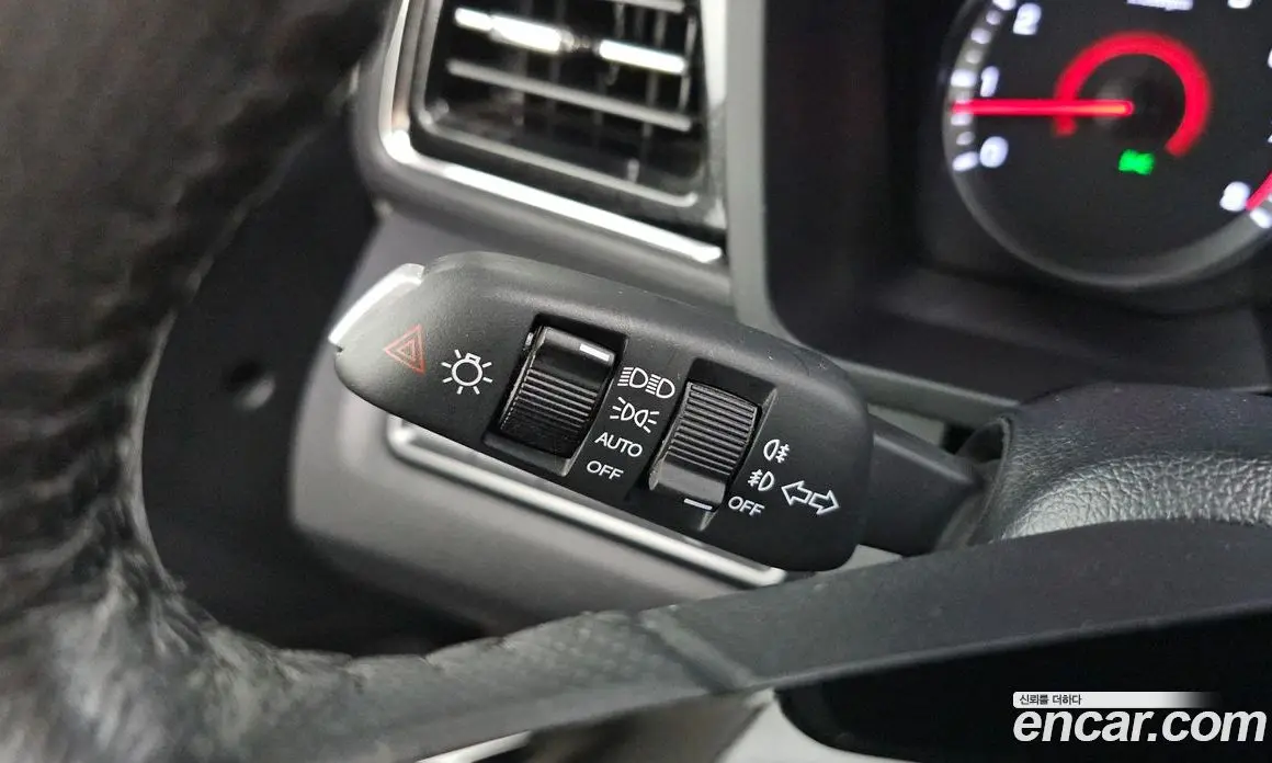 SsangYong TIBOLI 2019 1.5 автомат (гидро), фото 19