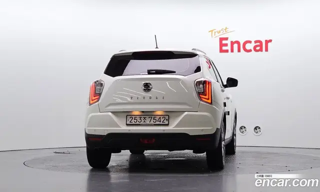 SsangYong TIBOLI 2019 1.5 автомат (гидро), миниатюра 3