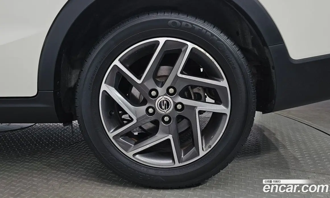 SsangYong TIBOLI 2020 1.5 автомат (гидро), фото 7