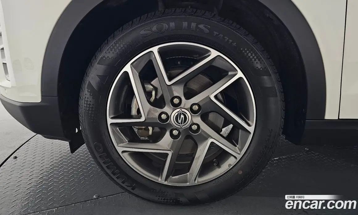 SsangYong TIBOLI 2022 1.5 автомат (гидро), фото 4 SsangYong TIBOLI 2022 1.5 автомат (гидро), фото 4