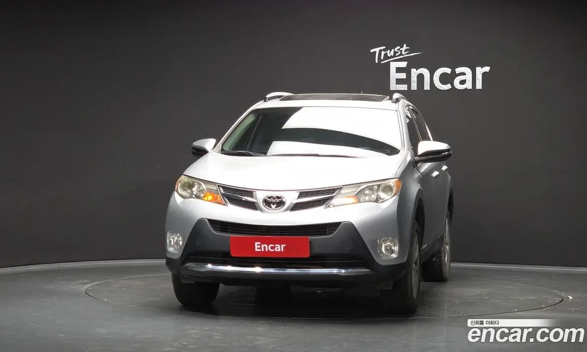 Toyota RAV4 2015 2.5 автомат (гидро), фото 3 Toyota RAV4 2015 2.5 автомат (гидро), фото 3