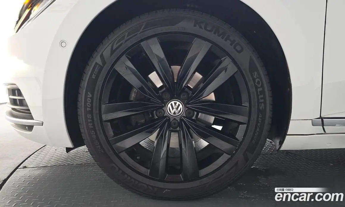 Volkswagen Arteon 2019 2.0 автомат (гидро), фото 4 Volkswagen Arteon 2019 2.0 автомат (гидро), фото 4