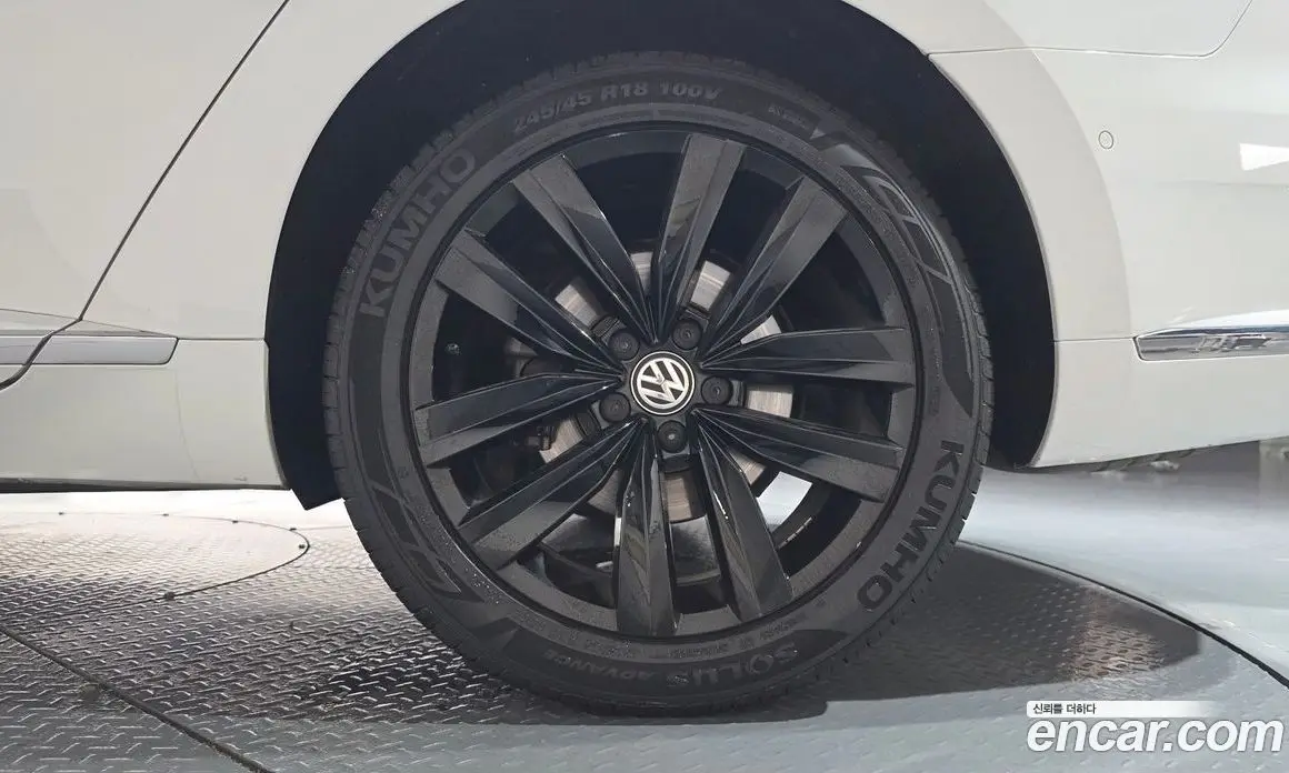 Volkswagen Arteon 2019 2.0 автомат (гидро), фото 6 Volkswagen Arteon 2019 2.0 автомат (гидро), фото 6