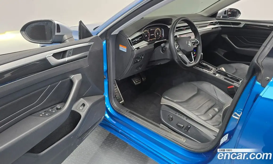 Volkswagen Arteon 2023 2.0 автомат (гидро), фото 13 Volkswagen Arteon 2023 2.0 автомат (гидро), фото 13