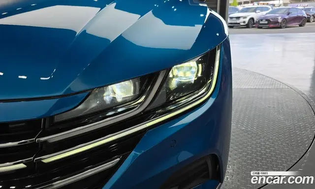 Volkswagen Arteon 2023 2.0 автомат (гидро), миниатюра 8 Volkswagen Arteon 2023 2.0 автомат (гидро), миниатюра 8