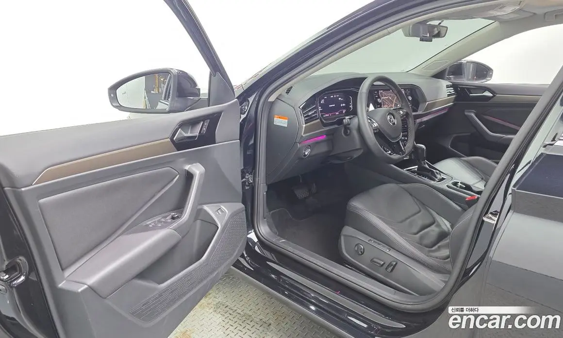 Volkswagen Jetta 2021 1.4 автомат (гидро), фото 13