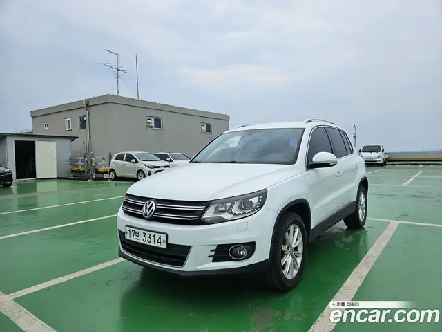 Volkswagen Tiguan 2014 2.0 автомат (гидро), миниатюра 2 Volkswagen Tiguan 2014 2.0 автомат (гидро), миниатюра 2