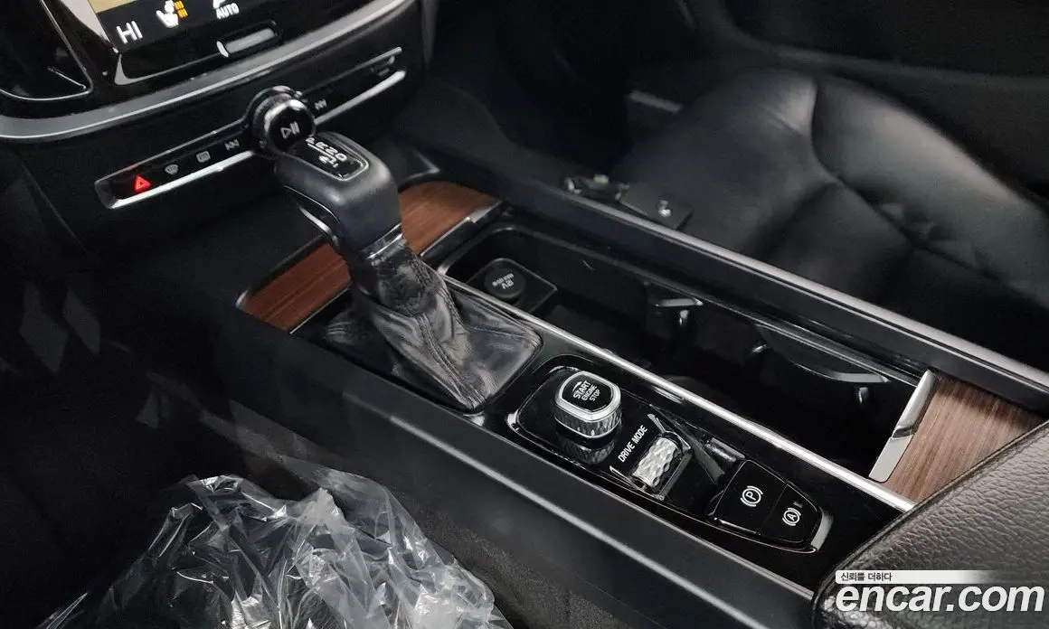 Volvo S60 2020 2.0 автомат (гидро), фото 12 Volvo S60 2020 2.0 автомат (гидро), фото 12