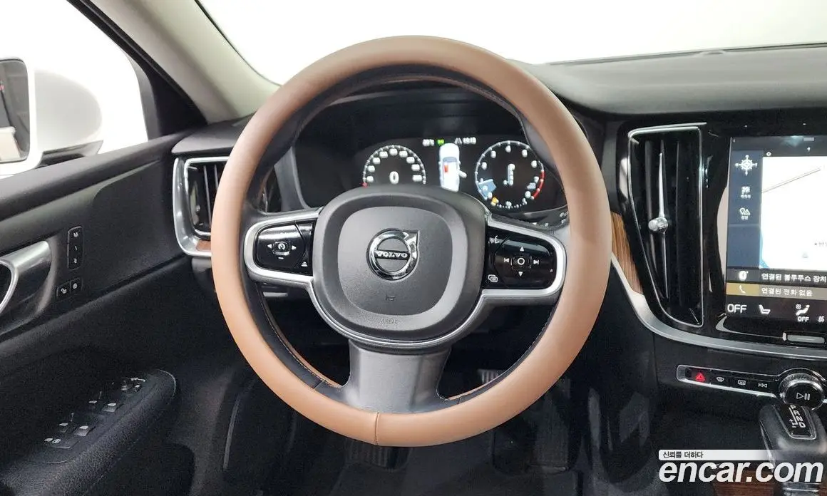 Volvo S60 2020 2.0 автомат (гидро), фото 20 Volvo S60 2020 2.0 автомат (гидро), фото 20