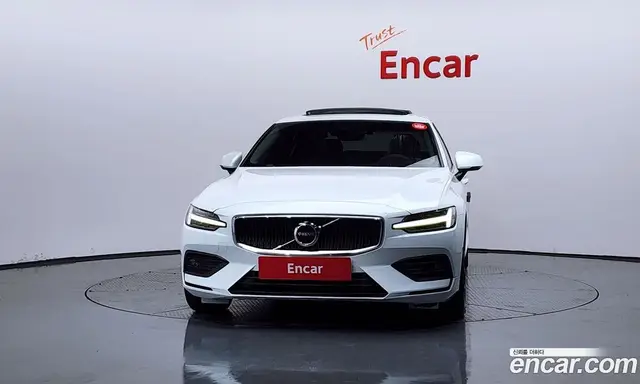 Volvo S60 2020 2.0 автомат (гидро), миниатюра 3 Volvo S60 2020 2.0 автомат (гидро), миниатюра 3