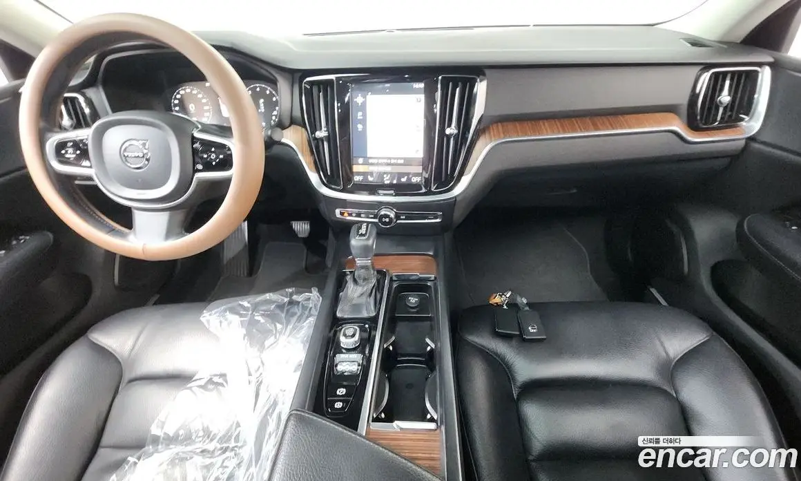 Volvo S60 2020 2.0 автомат (гидро), фото 10 Volvo S60 2020 2.0 автомат (гидро), фото 10