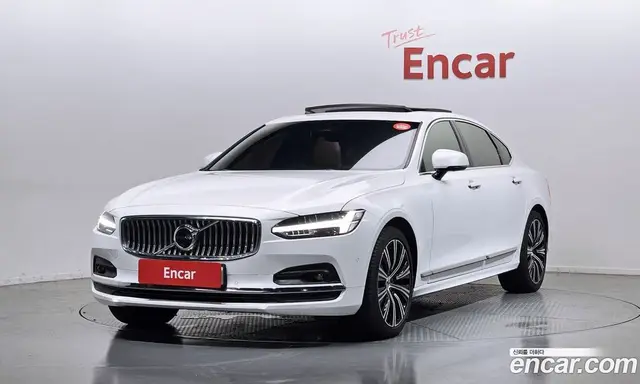 Volvo S90, 2023, 24 438 км