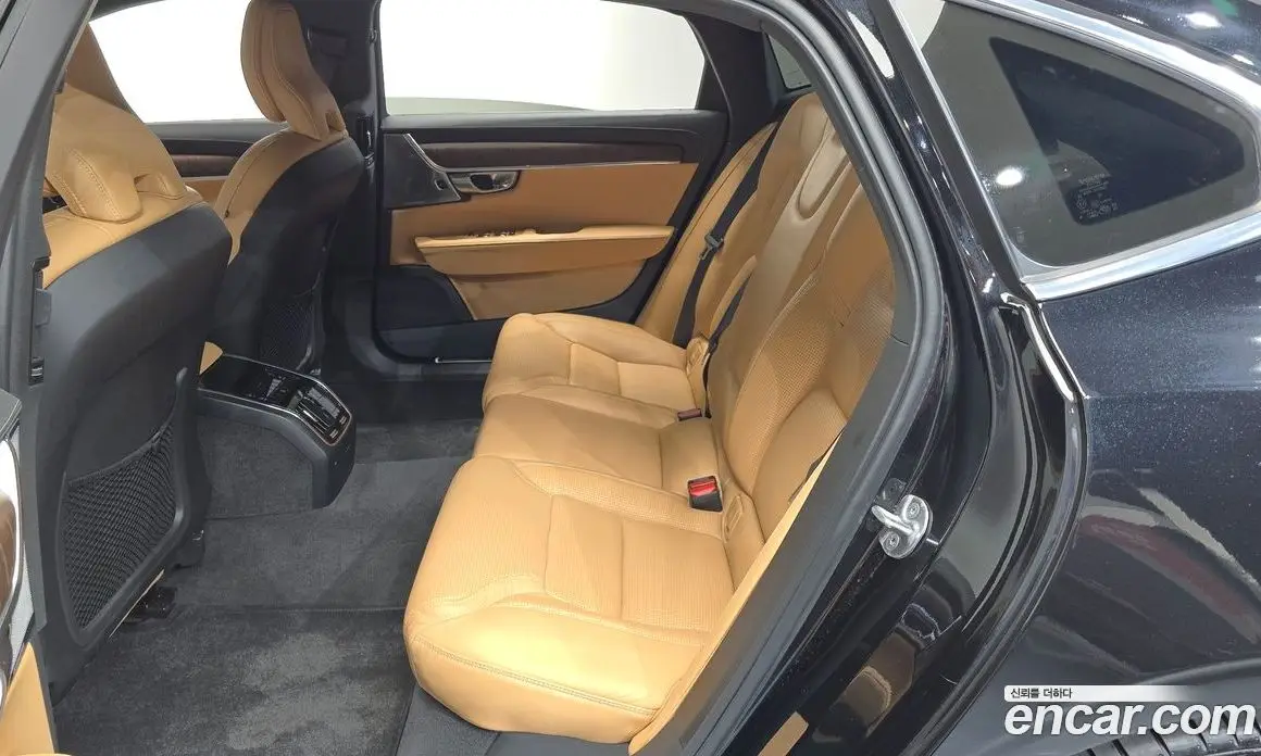 Volvo S90 2023 2.0 автомат (гидро), фото 17