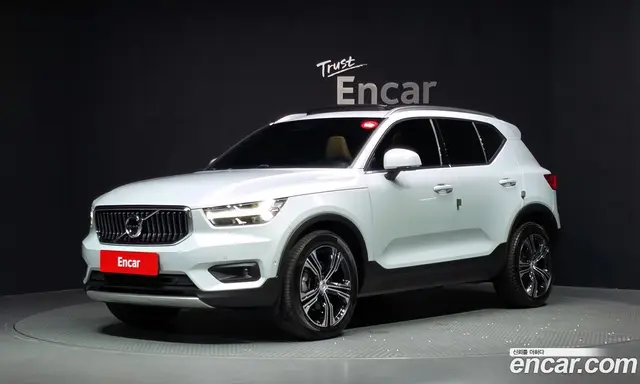 Volvo XC40, 2020, 76 180 км