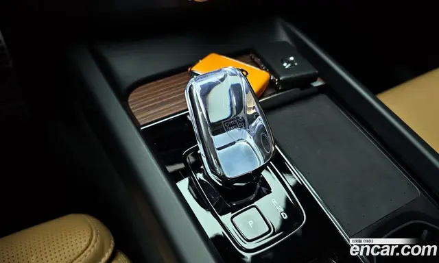 Volvo XC60 2024 2.0 автомат (гидро), миниатюра 12