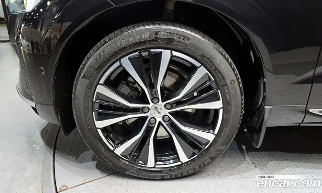 Volvo XC60 2024 2.0 автомат (гидро), миниатюра 5 Volvo XC60 2024 2.0 автомат (гидро), миниатюра 5