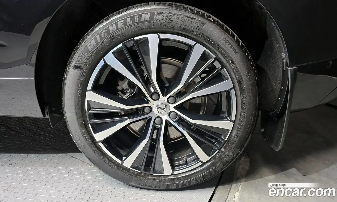 Volvo XC60 2024 2.0 автомат (гидро), фото 7 Volvo XC60 2024 2.0 автомат (гидро), фото 7