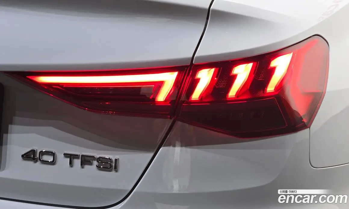 Audi A3 2023 2.0 автомат (гидро), фото 9 Audi A3 2023 2.0 автомат (гидро), фото 9