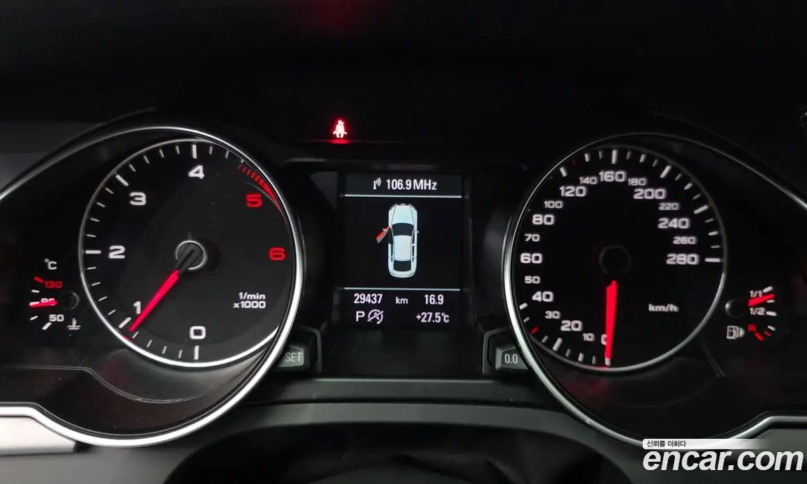 Audi A5 2013 2.0 автомат (гидро), фото 10