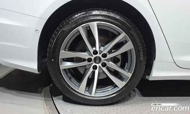 Audi A6 2023 2.0 автомат (гидро), миниатюра 5 Audi A6 2023 2.0 автомат (гидро), миниатюра 5