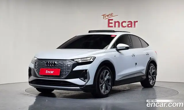 Audi Q4 e-tron, 2022, 34 662 км