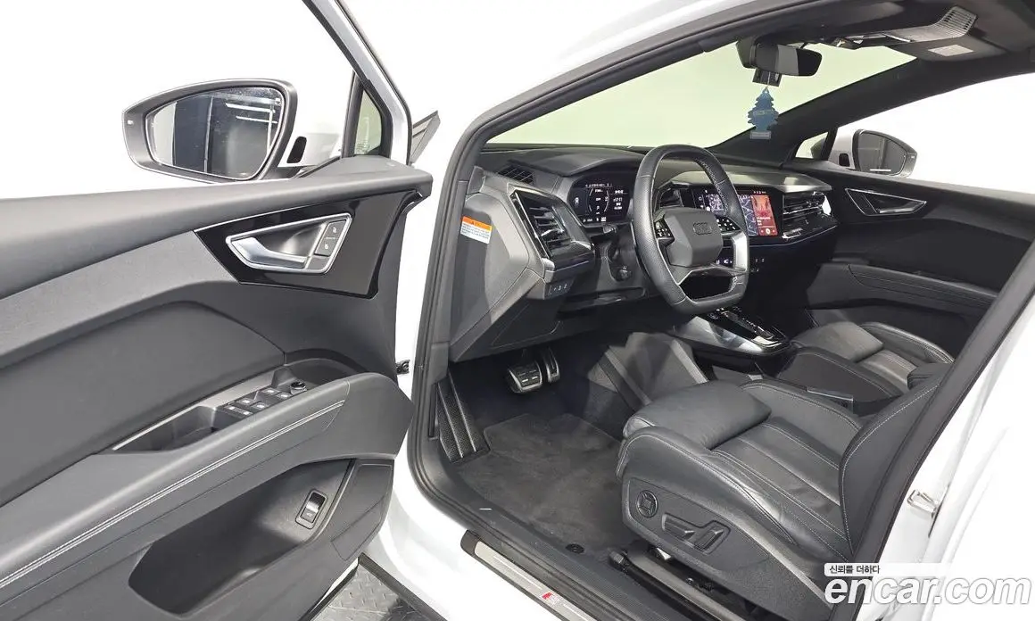 Audi Q4 e-tron 2022 0.2 автомат (гидро), фото 13