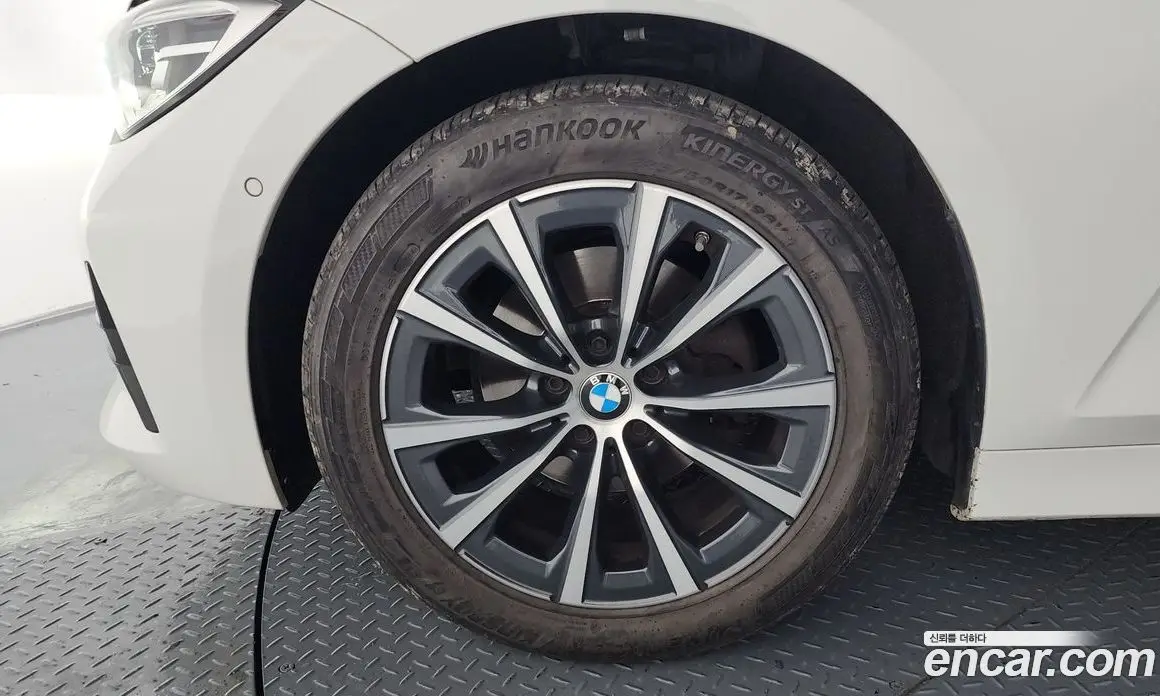 BMW 3 серия 2019 2.0 автомат (гидро), фото 5 BMW 3 серия 2019 2.0 автомат (гидро), фото 5