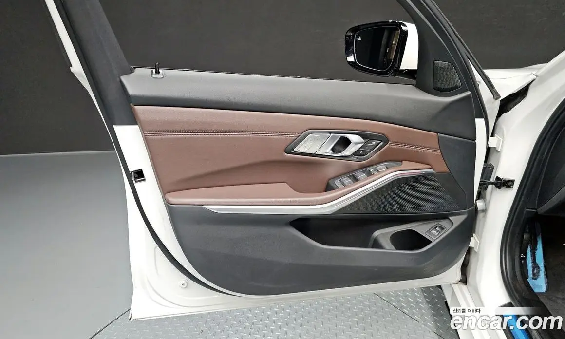 BMW 3 серия 2022 2.0 автомат (гидро), фото 14