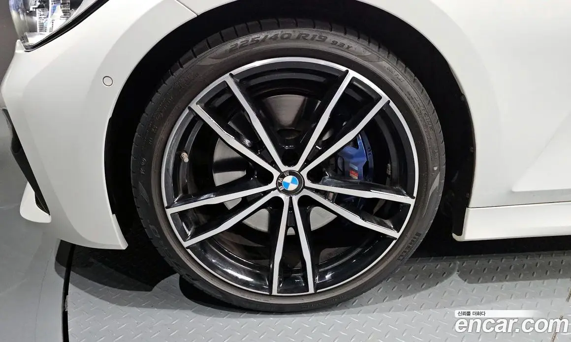 BMW 3 серия 2022 2.0 автомат (гидро), фото 5