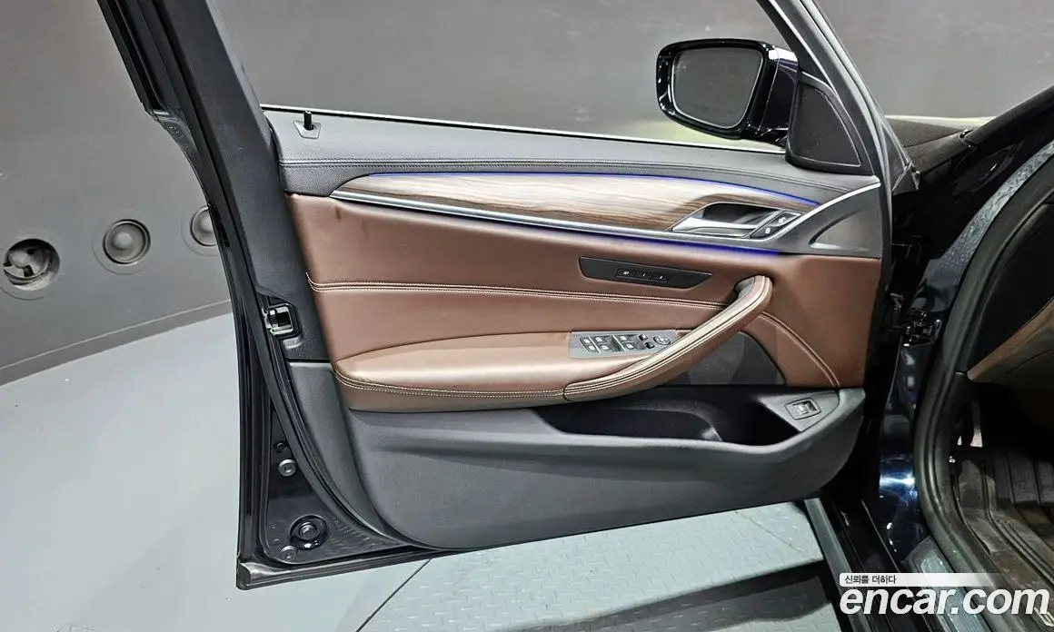 BMW 5 серия 2018 2.0 автомат (гидро), фото 14