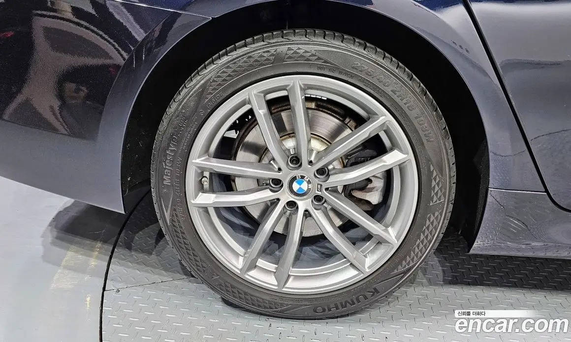 BMW 5 серия 2018 2.0 автомат (гидро), фото 5
