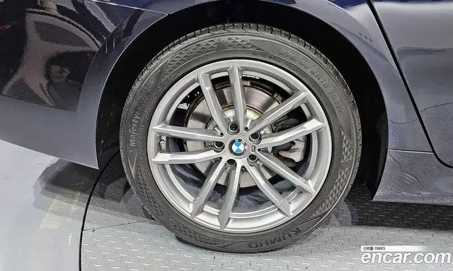 BMW 5 серия 2018 2.0 автомат (гидро), миниатюра 5