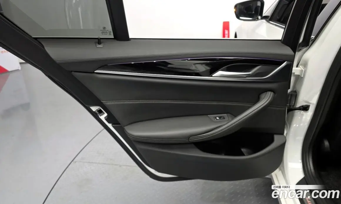 BMW 5 серия 2019 2.0 автомат (гидро), фото 14 BMW 5 серия 2019 2.0 автомат (гидро), фото 14