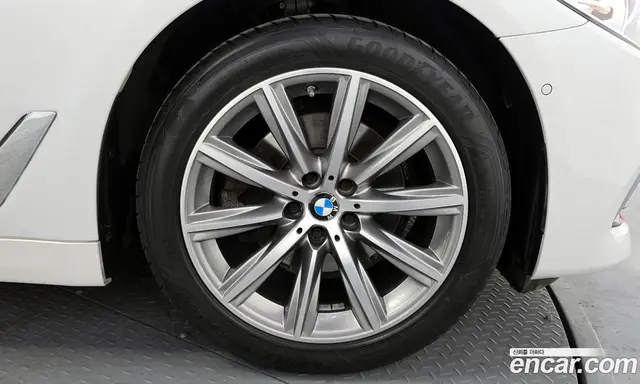 BMW 5 серия 2019 2.0 автомат (гидро), миниатюра 7 BMW 5 серия 2019 2.0 автомат (гидро), миниатюра 7