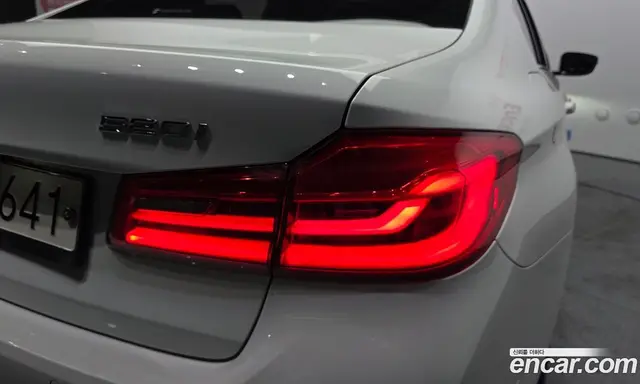 BMW 5 серия 2019 2.0 автомат (гидро), миниатюра 9 BMW 5 серия 2019 2.0 автомат (гидро), миниатюра 9