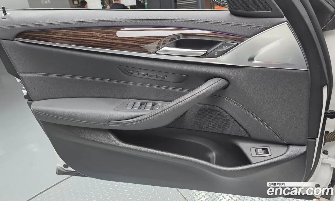 BMW 5 серия 2021 2.0 автомат (гидро), фото 14