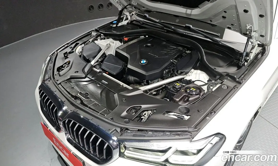 BMW 5 серия 2021 2.0 автомат (гидро), фото 6