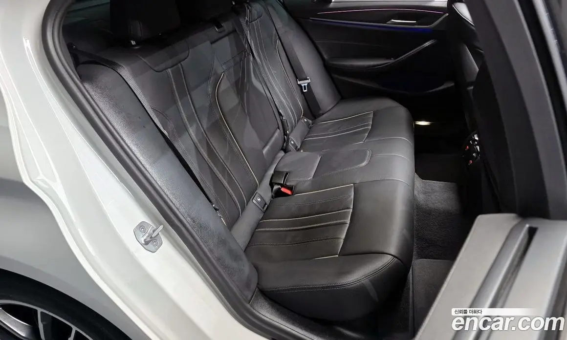BMW 5 серия 2022 2.0 автомат (гидро), фото 17