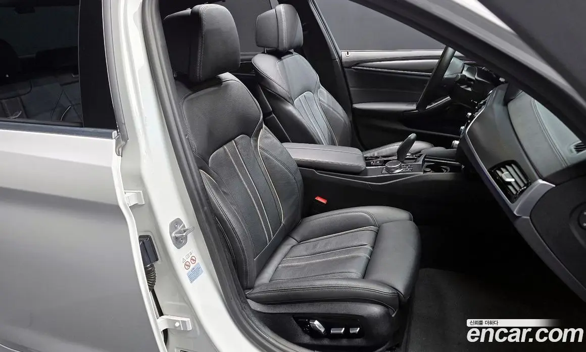 BMW 5 серия 2022 2.0 автомат (гидро), фото 18